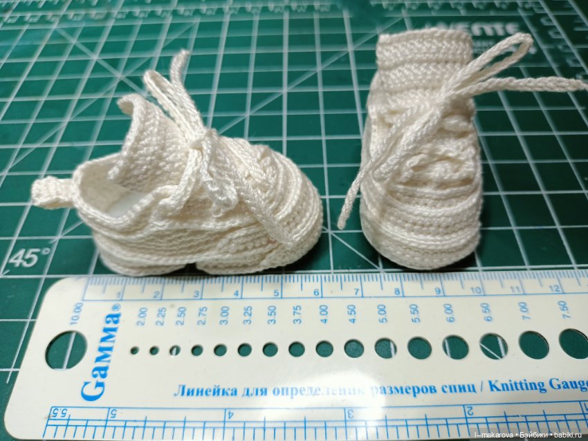 Вот такие кроссовочки у меня получились