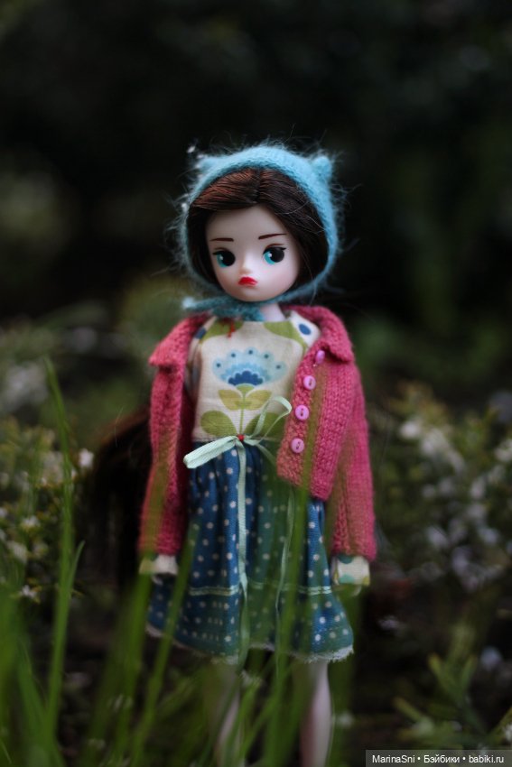 Зоя Redberry и снег в мае