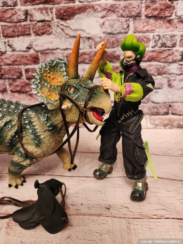 По коням — Разные шарнирные куклы (не БЖД): редкие (фото 4)