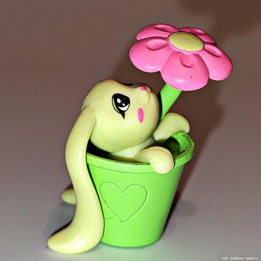 Весенние зайки Пиглет — Фигурки Киндер Сюрприз (Kinder) (фото 10)