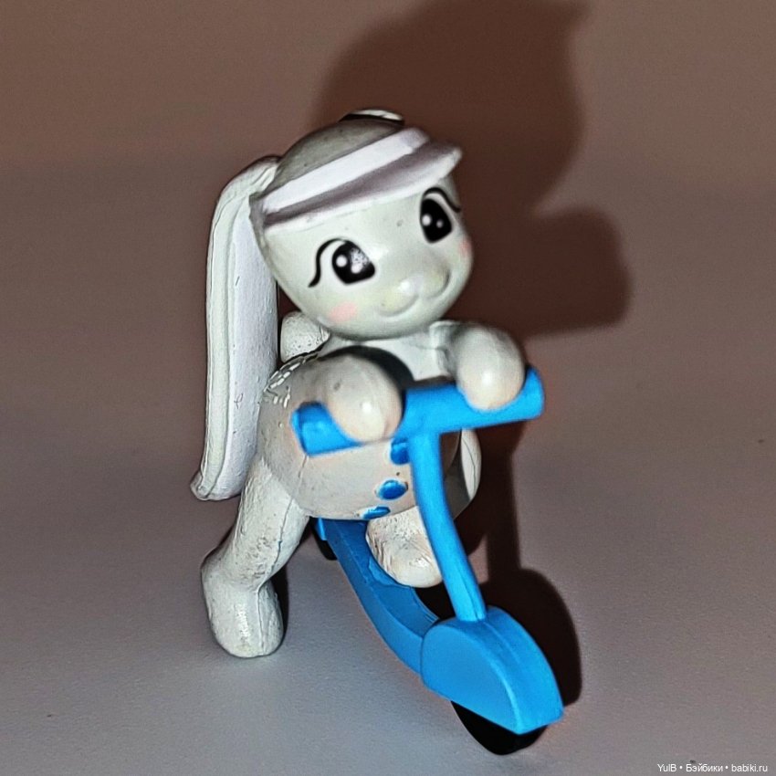 Весенние зайки Пиглет — Фигурки Киндер Сюрприз (Kinder) (фото 2)