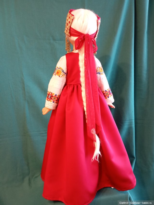 «Во всех ты, душенька, нарядах хороша!..» Красная королевна (фото 6)
