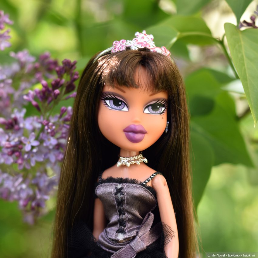 Сирень — Коллекции игровых кукол (Playline): фото полок (фото 6)