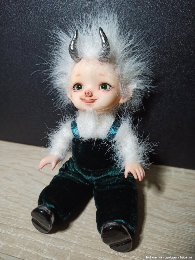 Чертëнок приносящий удачу