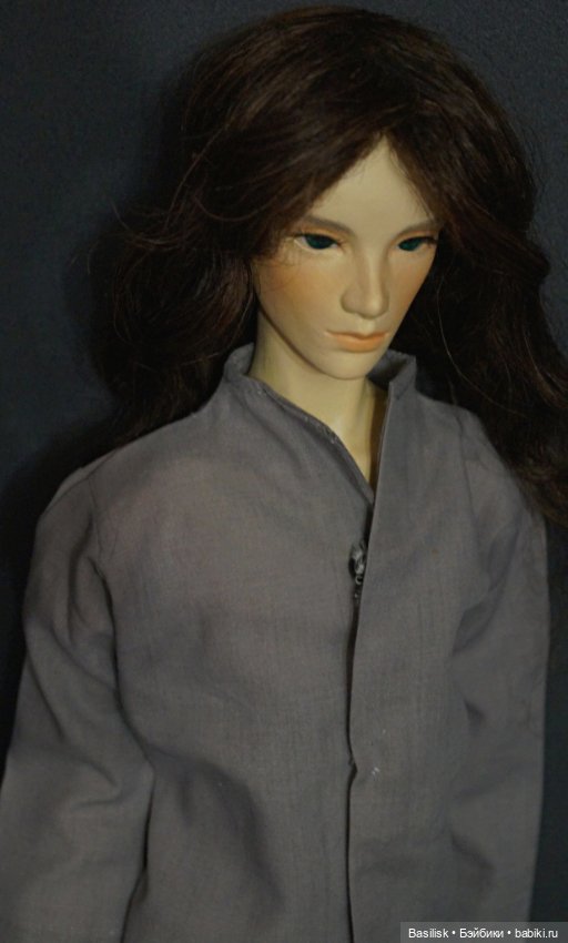 Юноша в серой рубашке — Авторские шарнирные куклы своими руками: лепка (фото 5)