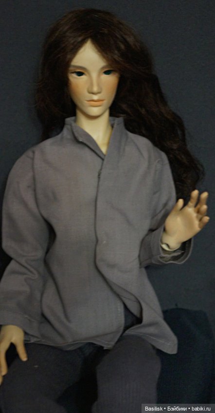 Юноша в серой рубашке — Авторские шарнирные куклы своими руками: лепка