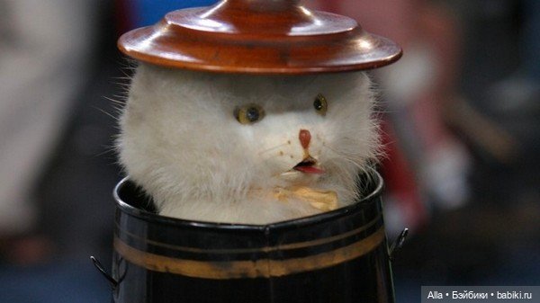 Коты в молочнике — Антикварные игрушки и домики: елочные украшения