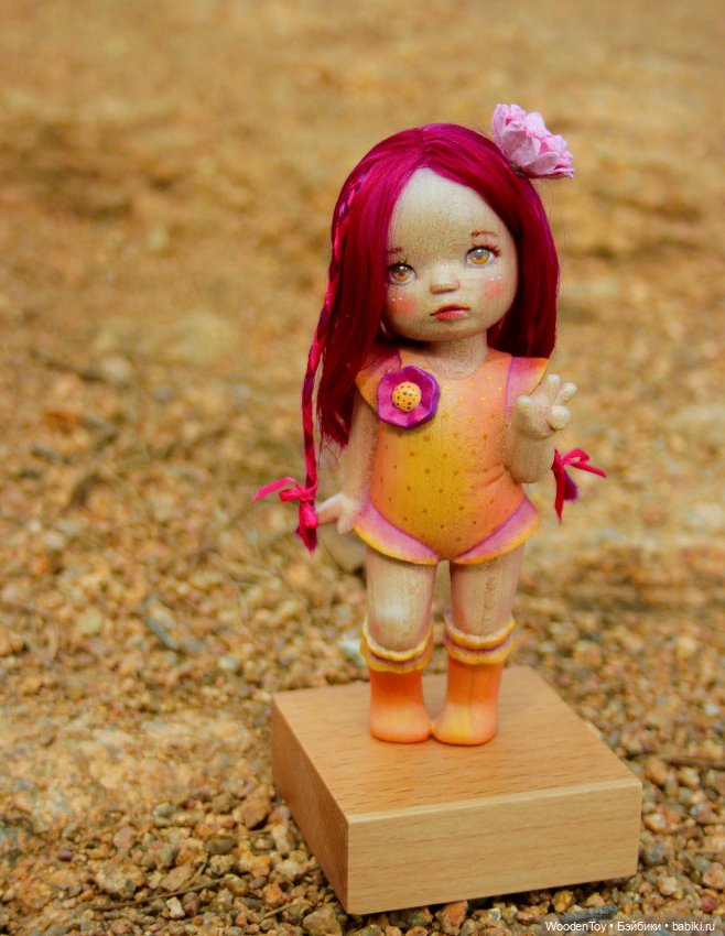 Деревянная кукла Виктория (фото 4)