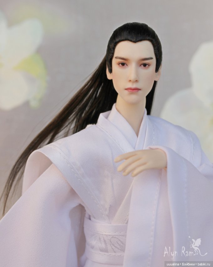 ООАК моего авторства Ло Юньси (Лео Ло)