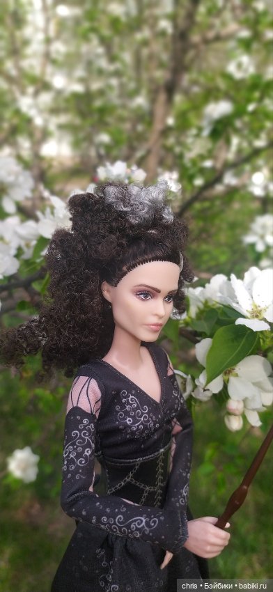 Беллатриса Лестрейндж ( Портретная кукла актрисы Элены Бонем Картер) (фото 6)