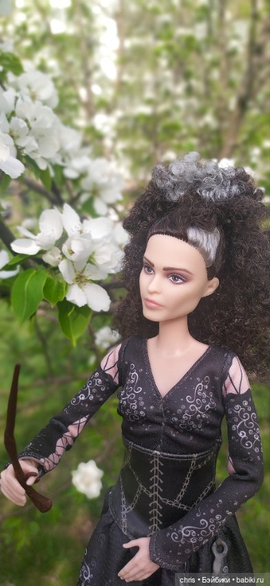Беллатриса Лестрейндж ( Портретная кукла актрисы Элены Бонем Картер) (фото 7)
