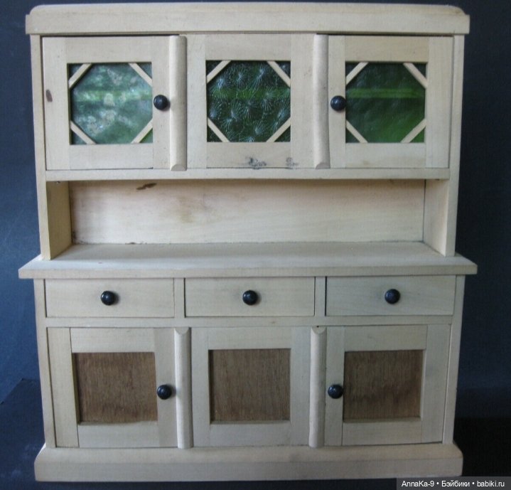 Подборка антикварных белых буфетов для кукол, продолжение (фото 2)