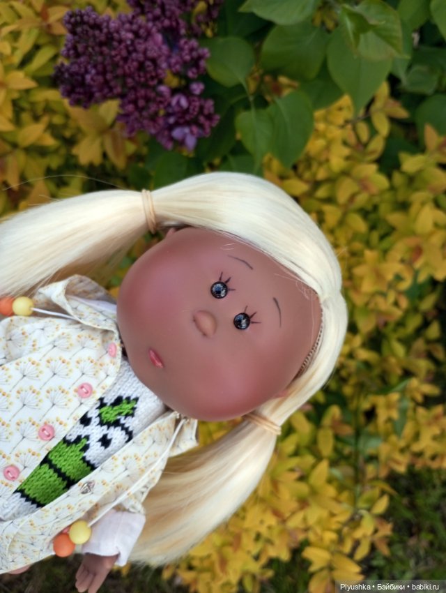 Булка мелкая шоколадная — Куклы Nines d'Onil (Нинес): Миа (Mia) (фото 5)