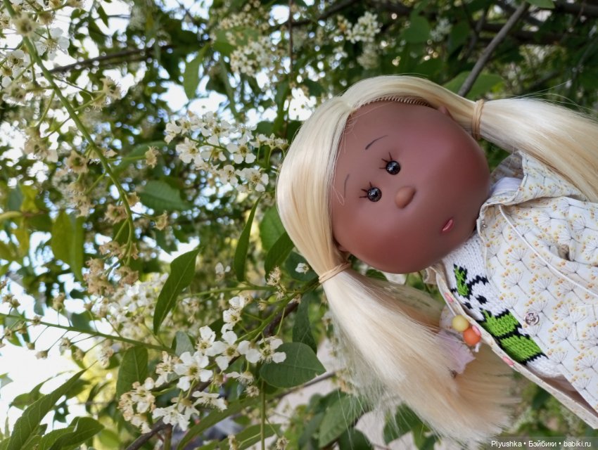 Булка мелкая шоколадная — Куклы Nines d'Onil (Нинес): Миа (Mia) (фото 10)