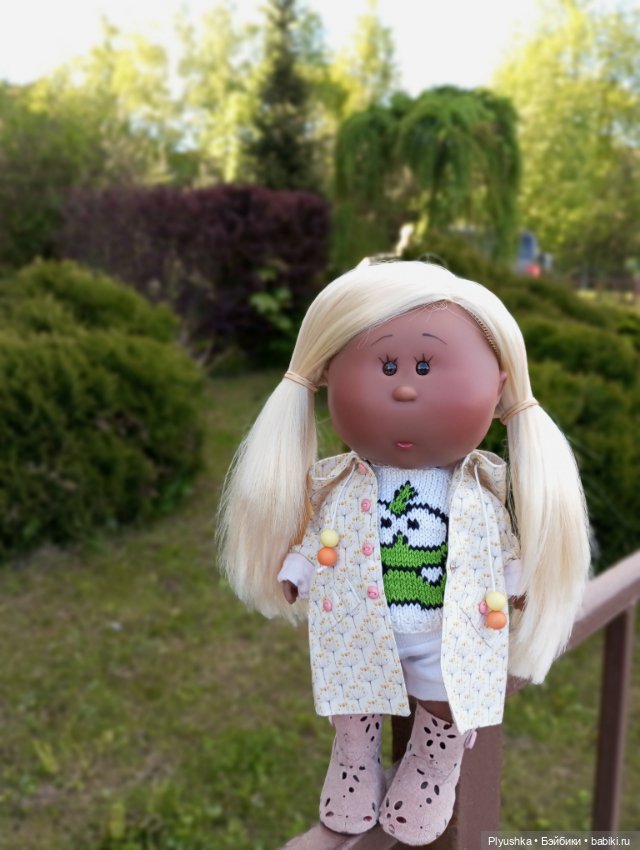 Булка мелкая шоколадная — Куклы Nines d'Onil (Нинес): Миа (Mia)