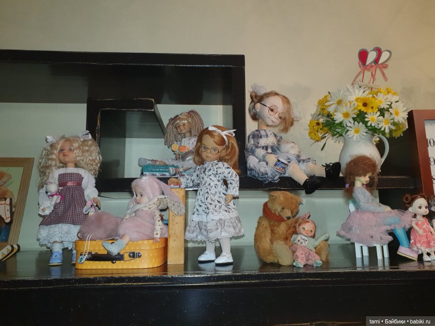 Фоточки с полочек — Домашние коллекции кукол: фото собраний