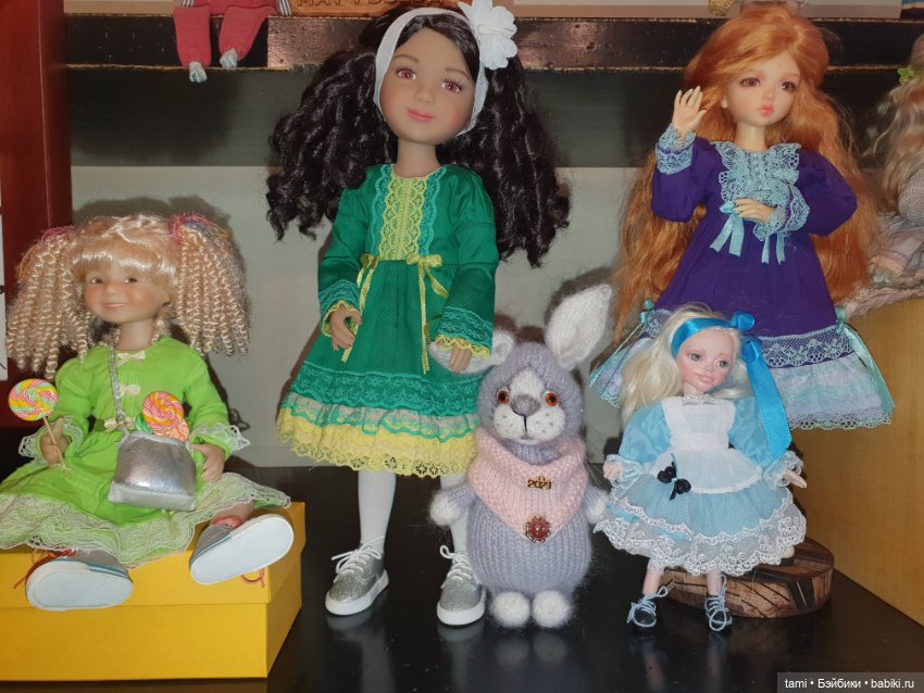 Фоточки с полочек — Домашние коллекции кукол: фото собраний