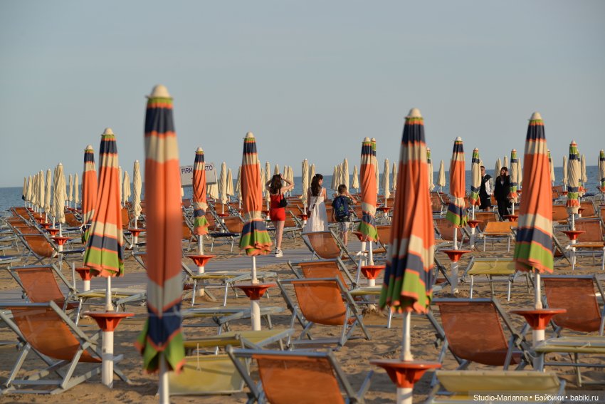 Горы море и немного кукол