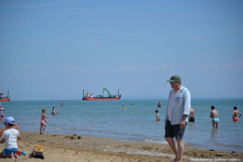 Горы море и немного кукол