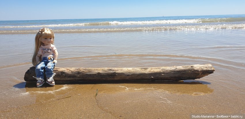 Горы море и немного кукол