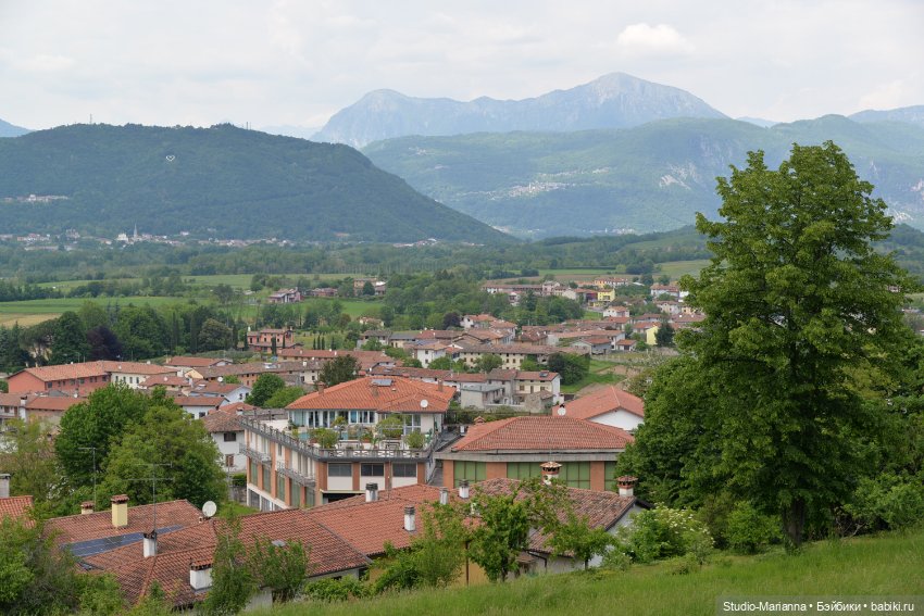 Горы море и немного кукол