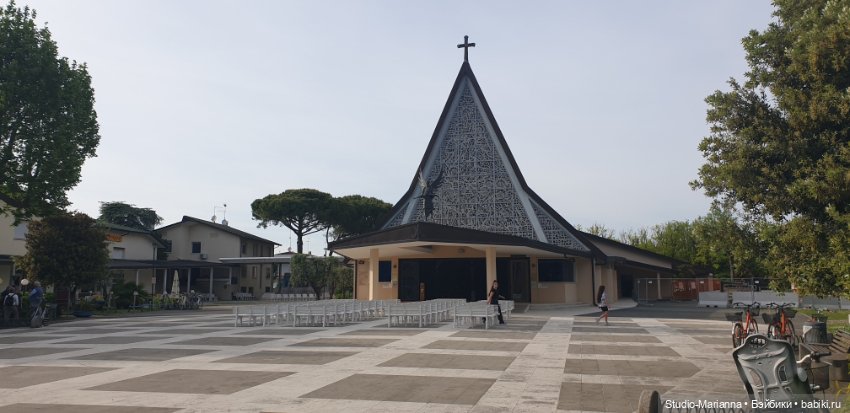 Горы море и немного кукол