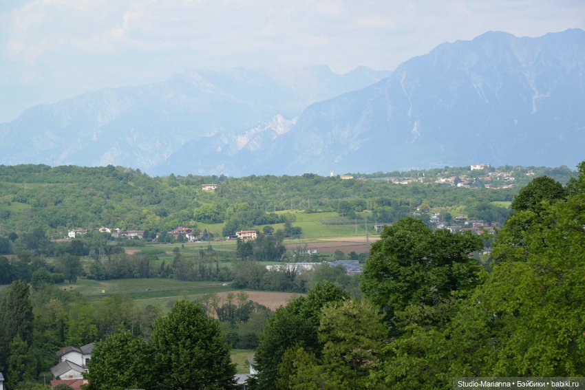 Горы море и немного кукол