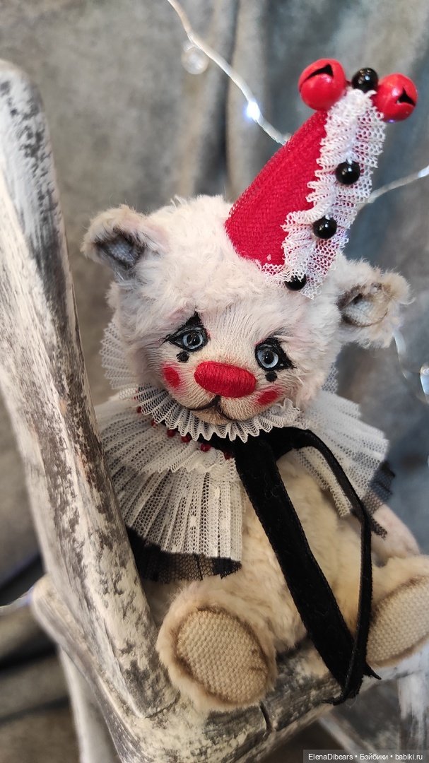 Мимы, клоунята или Пьерошки