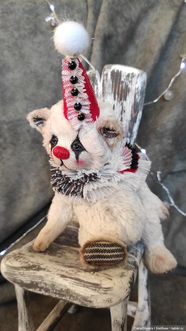 Мимы, клоунята или Пьерошки