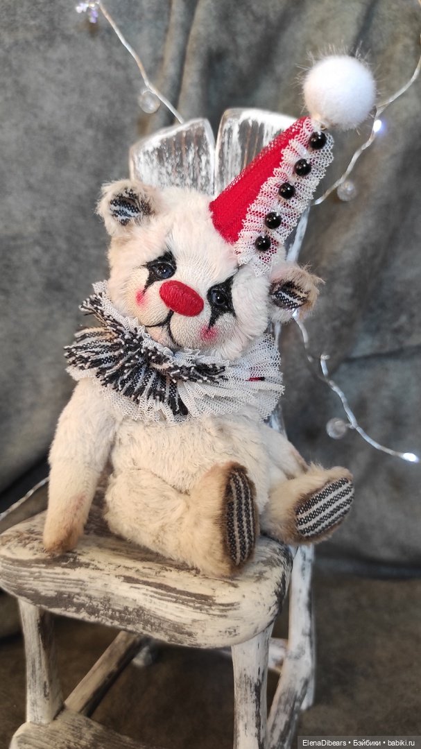 Мимы, клоунята или Пьерошки