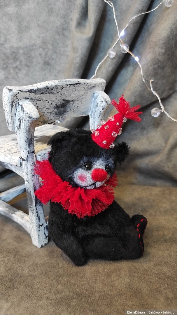 Мимы, клоунята или Пьерошки