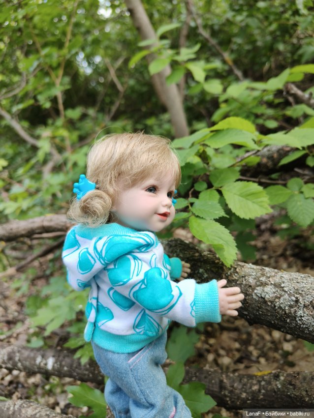 Майский солнечный день...Элинкины прогулки (мини Адора Друзья Сэнди mini Adora)