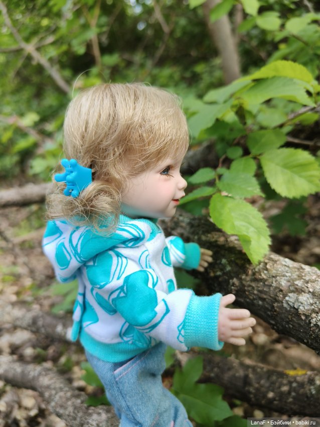 Майский солнечный день...Элинкины прогулки (мини Адора Друзья Сэнди mini Adora)
