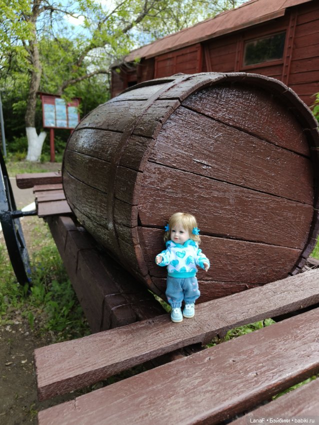 Майский солнечный день...Элинкины прогулки (мини Адора Друзья Сэнди mini Adora)