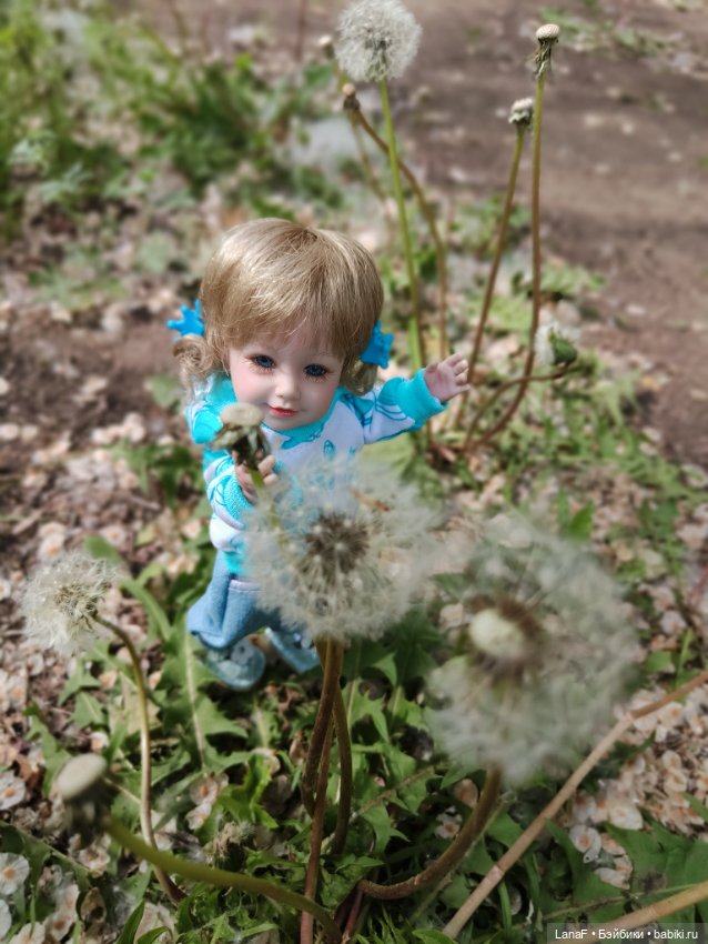 Майский солнечный день...Элинкины прогулки (мини Адора Друзья Сэнди mini Adora)