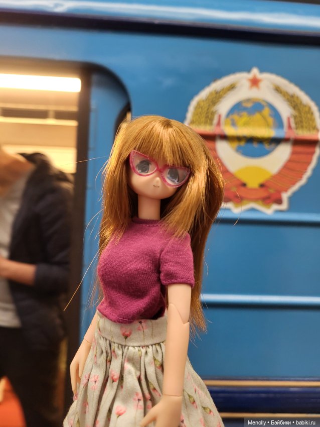 89 лет московскому метро — Куклы Azone (Азон) и тела Pure Neemo: фото
