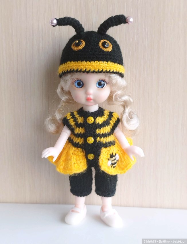 Баболишка Ная в костюме "Пчёлка" (фото 4)