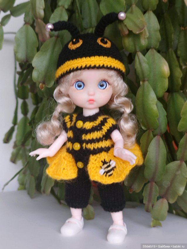 Баболишка Ная в костюме "Пчёлка" (фото 9)