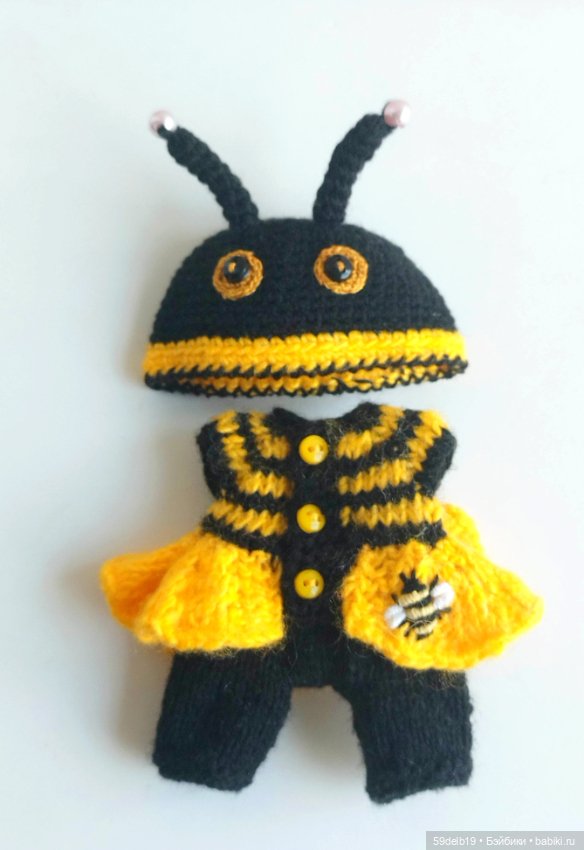 Баболишка Ная в костюме "Пчёлка"