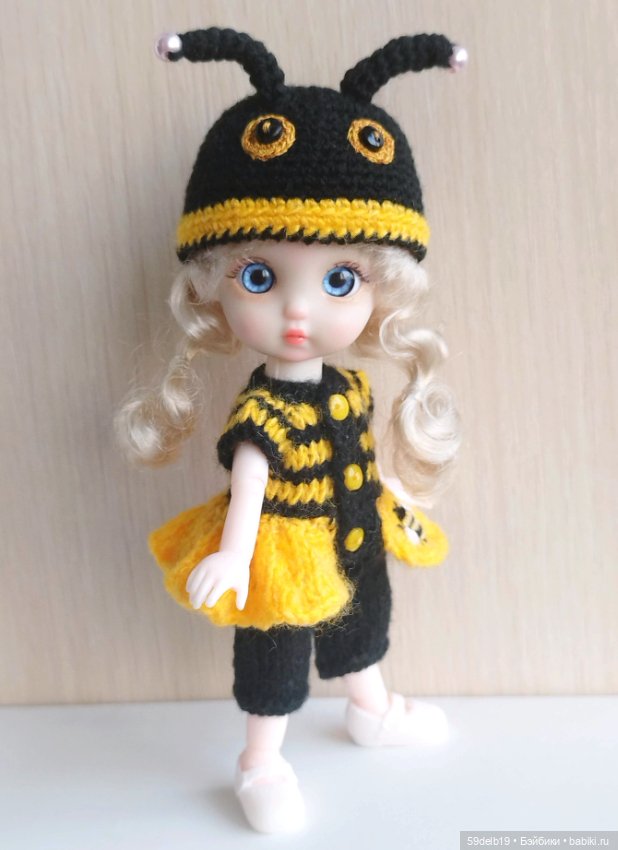 Баболишка Ная в костюме "Пчёлка" (фото 6)