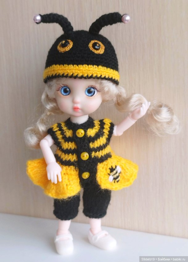 Баболишка Ная в костюме "Пчёлка" (фото 3)