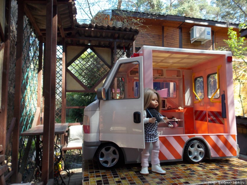 Скорая помощь — Куклы Paola Reina (Паола Рейна): новинки (фото 10)