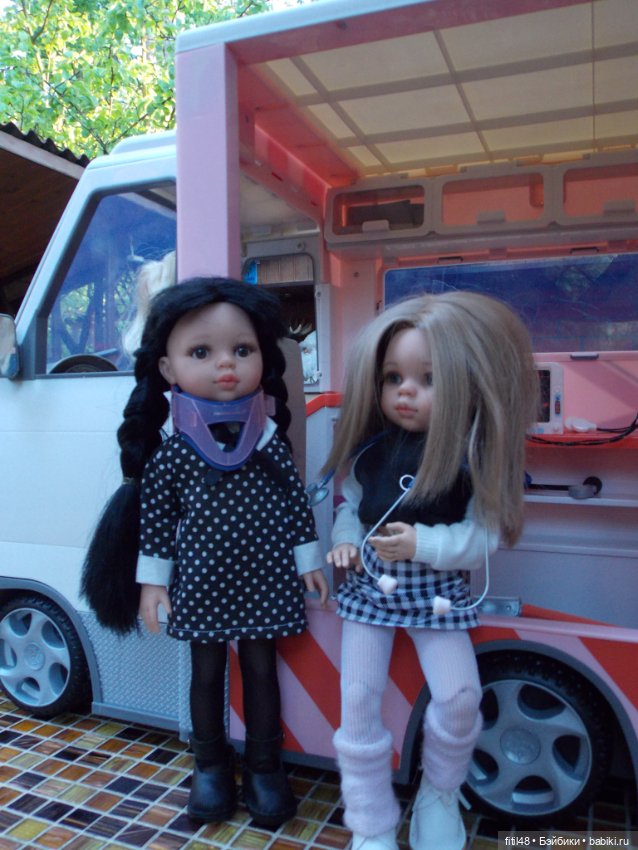 Скорая помощь — Куклы Paola Reina (Паола Рейна): новинки (фото 3)