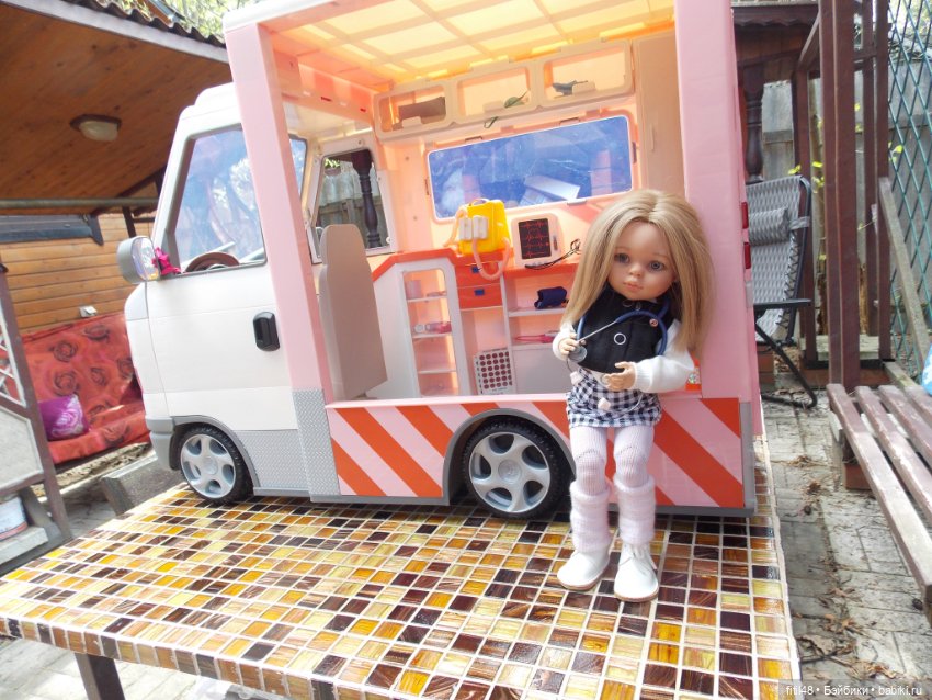 Скорая помощь — Куклы Paola Reina (Паола Рейна): новинки (фото 7)