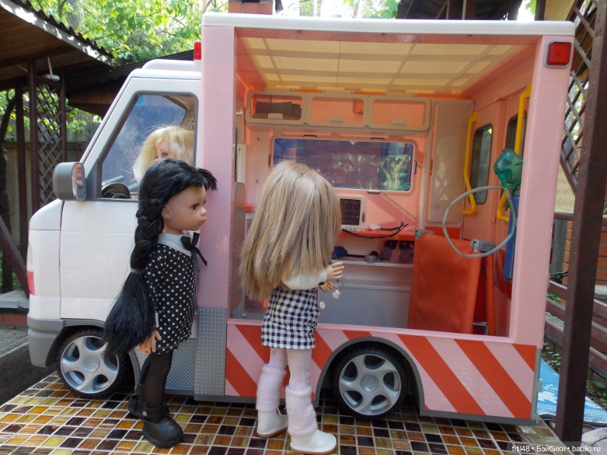 Скорая помощь — Куклы Paola Reina (Паола Рейна): новинки