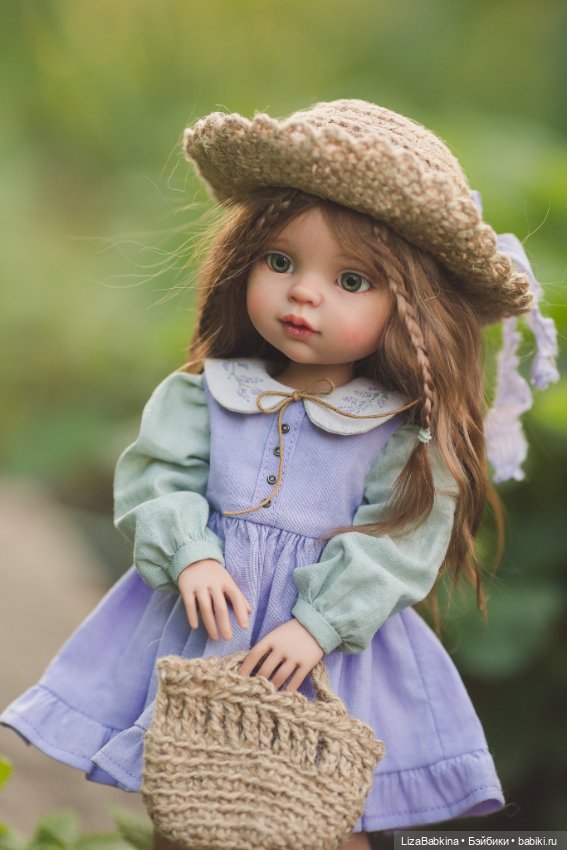 ООАК Paola Reina. Ника в огороде с цветущей клубникой (фото 2)