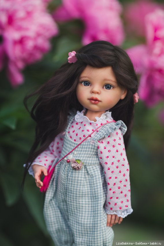 OOAK Paola Reina. Поля и пионы