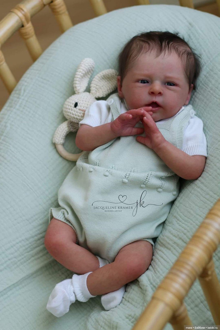 Levi скульптора Olga Auer, автор прототипа Jacqueline Kramer (фото 7)