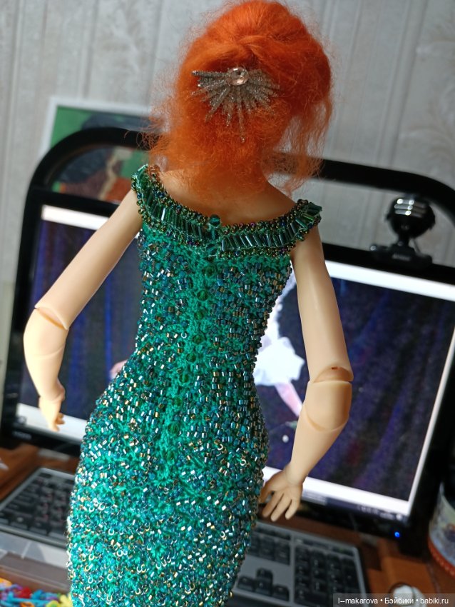 Изумрудное платье из коллекции Парадиз (фото 8)