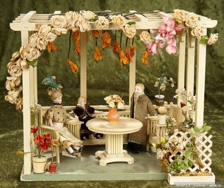 Антикварные кукольные беседки